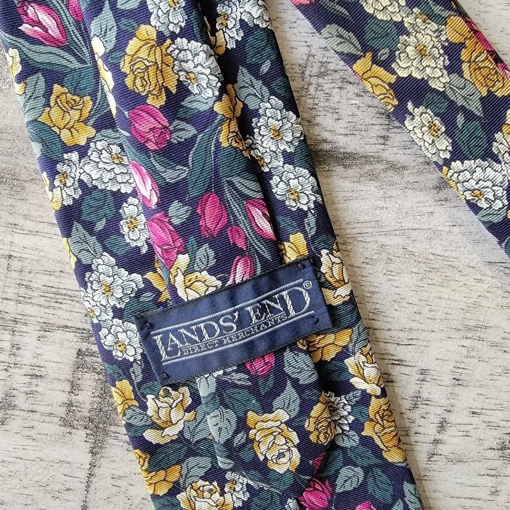 Lands' End Navy Pink and Gold Floral Silk Tie 57" x 3.5" - Picture 5 of 7